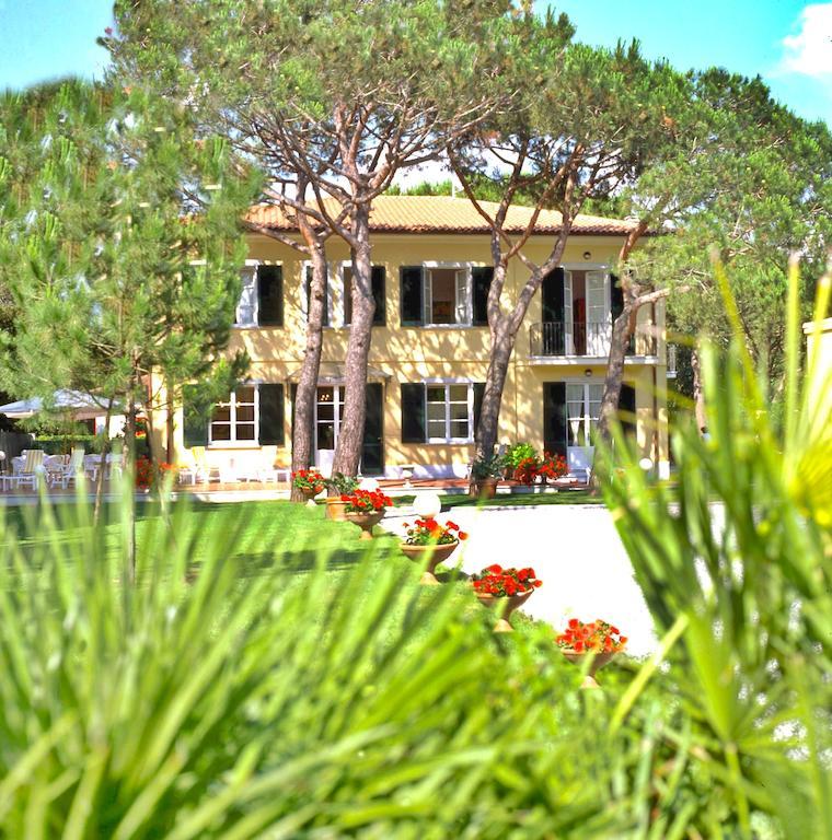 Hotel Villa Fiorisella Marina di Massa Eksteriør bilde