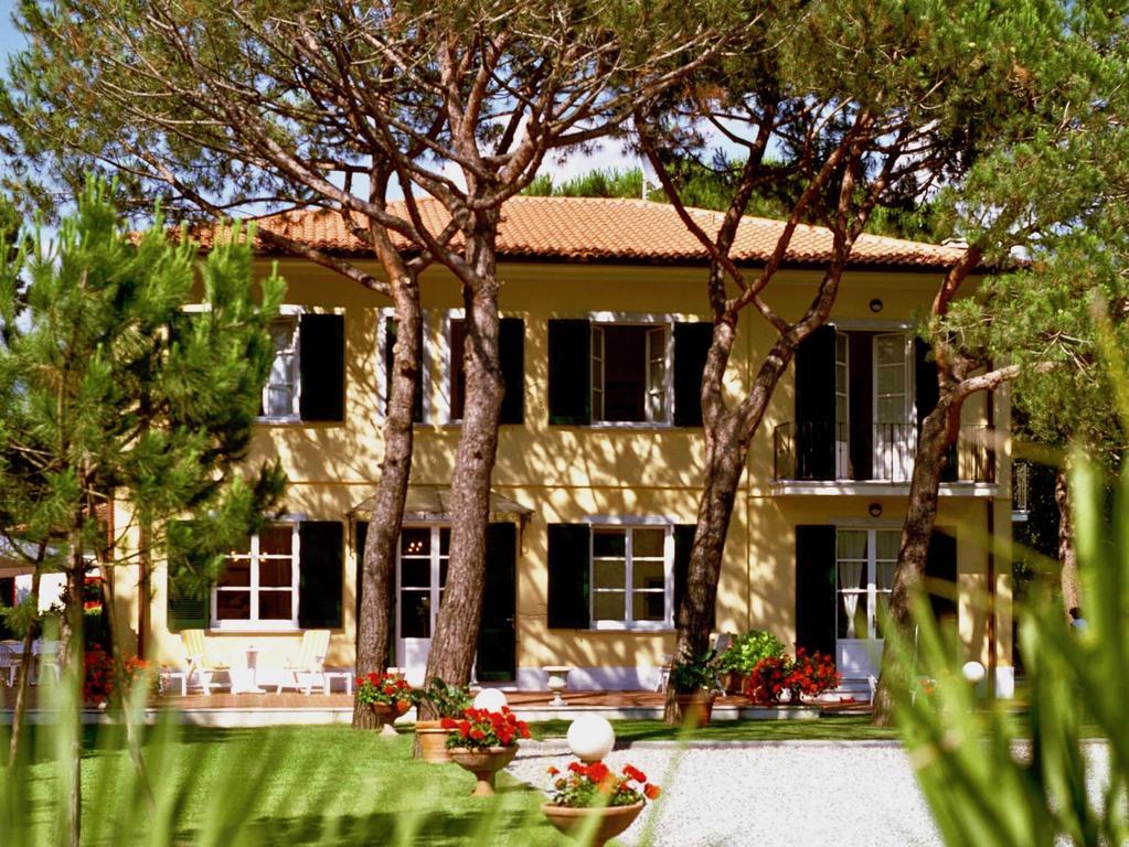Hotel Villa Fiorisella Marina di Massa Eksteriør bilde